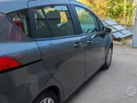 Usata Ford B-MAX Titanium 90 CV (66 kW) 2015 Monovolume