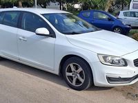 Usata Volvo V60 114 CV (83 kW) 2014 Bianco Station wagon