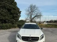 Usata Mercedes GLA220 170 CV (125 kW) 2019 Bianco SUV