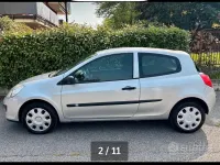 Usata Renault R12 58 CV (42 kW) 2007 Grigio Berlina