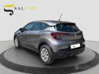 Usata Renault Captur Intens 95 CV (69 kW) 2021 Grigio SUV