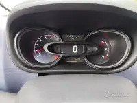 Usata Opel Vivaro 125 CV (91 kW) 2017 Bianco Monovolume