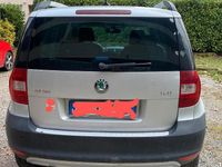 Usata Skoda Yeti 110 CV (80 kW) 2010 Grigio SUV