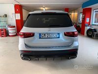 Usata Mercedes GLB200 Premium 149 CV (109 kW) 2023 Grigio SUV