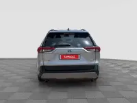 Usata Toyota RAV4 Active 178 CV (130 kW) 2021 Argento SUV
