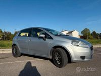 Usata Fiat Grande Punto Dynamic 77 CV (56 kW) 2009 Grigio Utilitaria