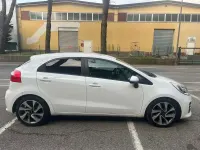 Usata Kia Rio 90 CV (66 kW) 2015 Berlina