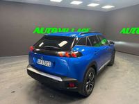 Usata Peugeot e-2008 Allure 56 kW (77 CV) 2021 Blu/azzurro SUV