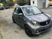 Usata Smart ForFour Prime 71 CV (52 kW) 2023 Grigio Utilitaria