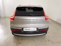Nuova Volvo XC40 Core 163 CV (119 kW) 2025 Argento metallizzato SUV