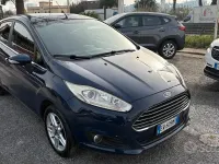 Usata Ford Fiesta 97 CV (71 kW) 2014 Blu Utilitaria