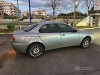 Usata Alfa Romeo 156 116 CV (85 kW) 2005 Grigio Berlina