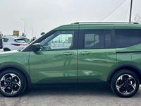 Usata Ford Tourneo Titanium 125 CV (91 kW) 2024 Verde Furgone