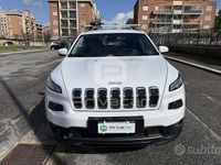 Usado Jeep Cherokee Longitude 170 CV (125 kW) 2015 Blanco SUV