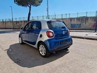 Usata Smart ForFour Passion 90 CV (66 kW) 2017 Blu Utilitaria