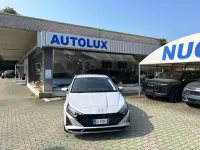 Neu Hyundai i20 90 PS (66 kW) 2026 Grün Kleinwagen