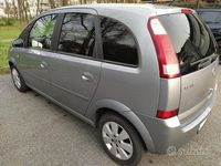 Usata Opel Meriva Cosmo 100 CV (73 kW) 2003 Grigio Monovolume
