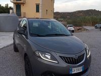 Usata Lancia Ypsilon Silver 69 CV (50 kW) 2022 Grigio Utilitaria