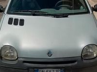 Usata Renault Twingo 58 CV (42 kW) 2000 Grigio Utilitaria