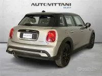 Usata Mini Cooper Essential 136 CV (100 kW) 2024 Grigio chiaro Utilitaria
