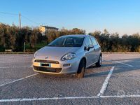 Usata Fiat Punto 69 CV (50 kW) 2016 Grigio Utilitaria