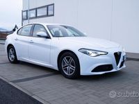 Usata Alfa Romeo Giulia 160 CV (117 kW) 2018 Bianco Berlina