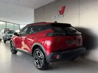 Usata Peugeot 2008 Allure 101 CV (74 kW) 2025 Rosso elixir SUV