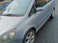 Usata Opel Zafira 101 CV (74 kW) 2006 Grigio Monovolume