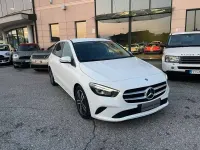 Usata Mercedes B200 150 CV (110 kW) 2021 Bianco Utilitaria