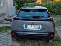 Usata Peugeot 2008 Active 102 CV (75 kW) 2021 Grigio SUV