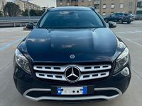 Usata Mercedes GLA200 136 CV (100 kW) 2017 Blu SUV
