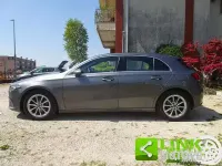 Usata Mercedes A180 116 CV (85 kW) 2019 Grigio Berlina