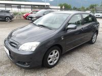 Usata Toyota Corolla 90 CV (66 kW) 2005 Grigio scuro Berlina
