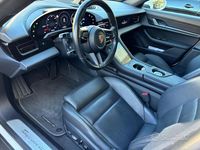 Begagnad Porsche Taycan 4S Performance Package 419 kW (571 HK) 2020 Vit Sedan