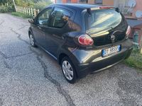 Usata Toyota Aygo 68 CV (50 kW) 2009 Grigio Utilitaria