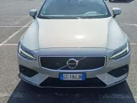 Usata Volvo V60 Momentum 150 CV (110 kW) 2020 Station wagon