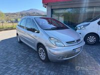 Usata Citroën Xsara Picasso 89 CV (65 kW) 2003 Grigio Monovolume