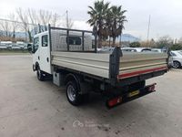 Używany Nissan Cabstar 131 KM (96 kW) 2008 Biały Pickup