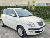 Usata Lancia Ypsilon 69 CV (50 kW) 2006 Bianco Utilitaria