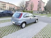 Usata Opel Corsa Swing 45 CV (33 kW) 2005 Utilitaria