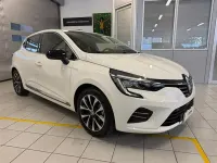 Usata Renault Clio V Techno 145 CV (106 kW) 2023 Bianco Berlina