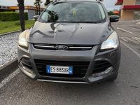 Usata Ford Kuga 140 CV (102 kW) 2013 Marrone SUV