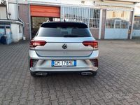 Usata VW T-Roc R-line 150 CV (110 kW) 2023 Grigio SUV