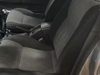 Gebraucht Nissan Navara 133 PS (97 kW) 2002 Grau Pickup