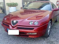 Usata Alfa Romeo GTV 144 CV (105 kW) 2000 Rosso Coupé