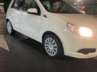 Usata Chevrolet Aveo 84 CV (61 kW) 2010 Bianco Berlina