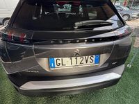 Usata Peugeot 2008 GT 130 CV (95 kW) 2023 Grigio SUV