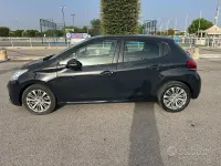 Usata Peugeot 208 Allure 75 CV (55 kW) 2016 Bluazzurro Utilitaria