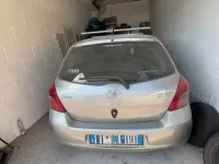 Usata Toyota Yaris 69 CV (50 kW) 2007 Grigio Utilitaria
