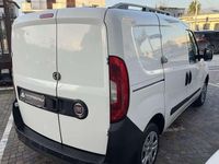 Usata Fiat Doblò Lounge 95 CV (69 kW) 2018 Biancxo Monovolume